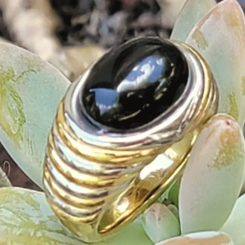 Vintage 14k Gold Onyx Ring-Gemstone Ring-Onyx Jewelry-Estate Jewelry 4.4gm